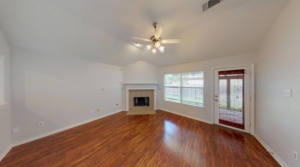 134 Spinning Wheel Cir, Spring TX  77382-1448 exterior