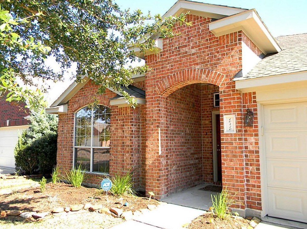 10410 Lyndon Meadows Dr, Houston, TX 77095-6674