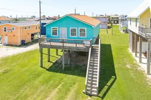 337 Thunder Rd, Surfside Beach, TX 77541 - Photo 4