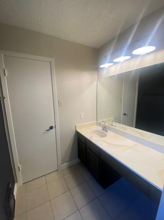 14235 Royal Hill Dr, Houston TX  77083-6133 exterior