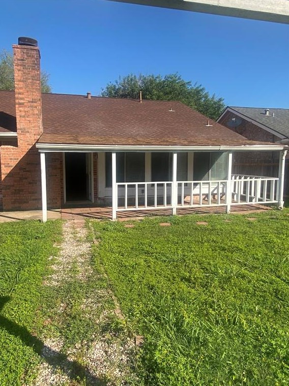 14235 Royal Hill Dr, Houston TX  77083-6133 exterior