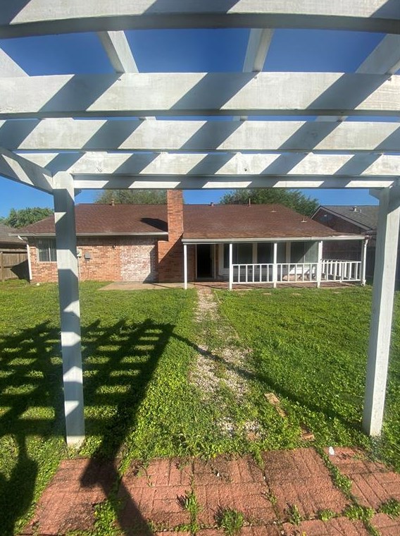 14235 Royal Hill Dr, Houston TX  77083-6133 exterior