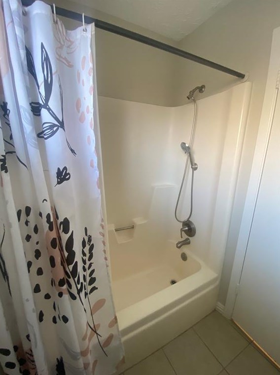 14235 Royal Hill Dr, Houston TX  77083-6133 exterior