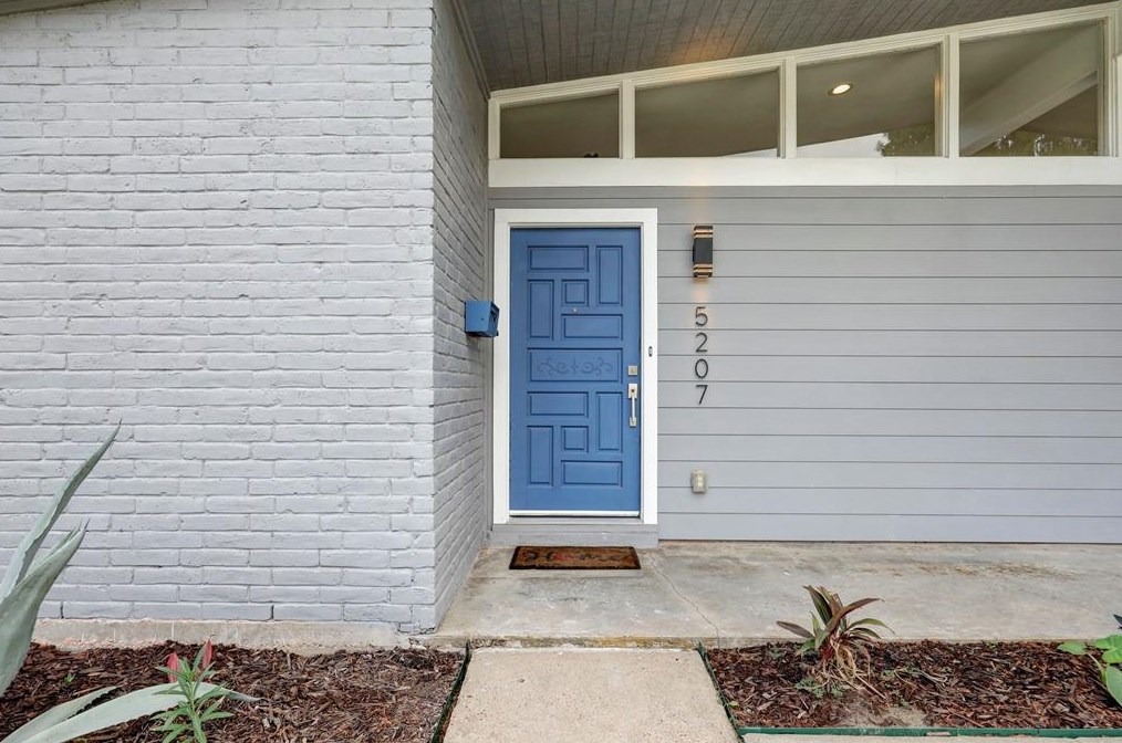 5207 Benning Dr, Houston, TX 77035