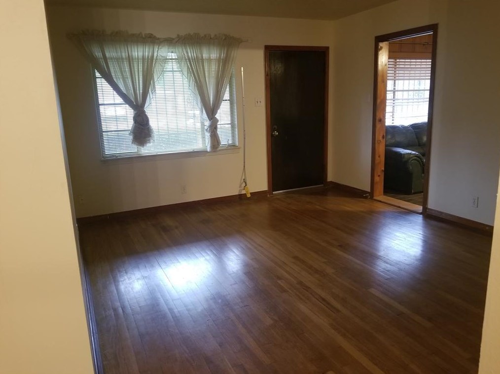109 Spreading Oak Dr, Houston, TX 77076-2111