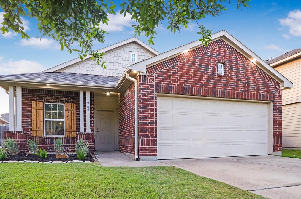 10827 Woodwind Shadows Dr, Cypress, TX 77433-2537