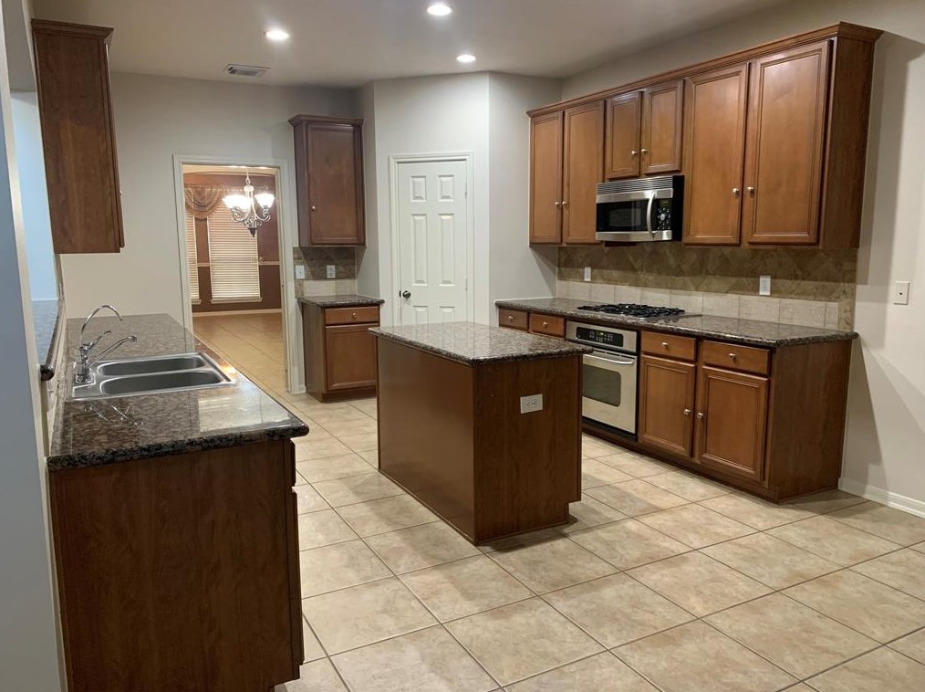 2523 Sunstone Ln, Pearland, TX 77584-3250
