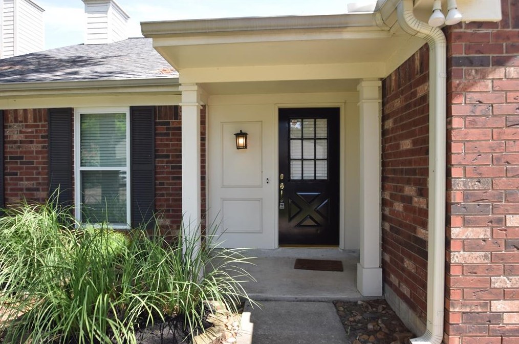 18010 Golden Ridge Dr, Houston, TX 77084