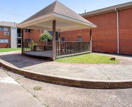 5902 Ardmore St, Houston, TX 77021