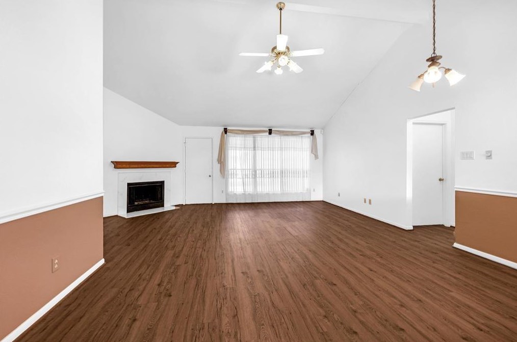 9435 Carmalee St, Houston, TX 77075