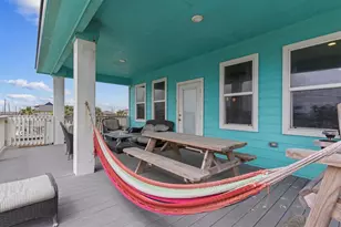 130 Coral Ct, Surfside Beach, TX 77541 - Photo 2