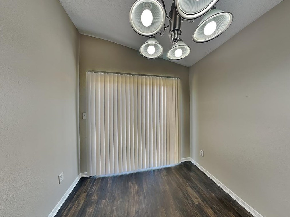 3118 Kelling St, Houston TX  77045-4300 exterior