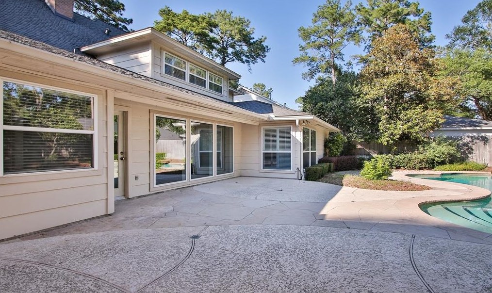 5607 Westerham Pl, Houston TX  77069-1934 exterior