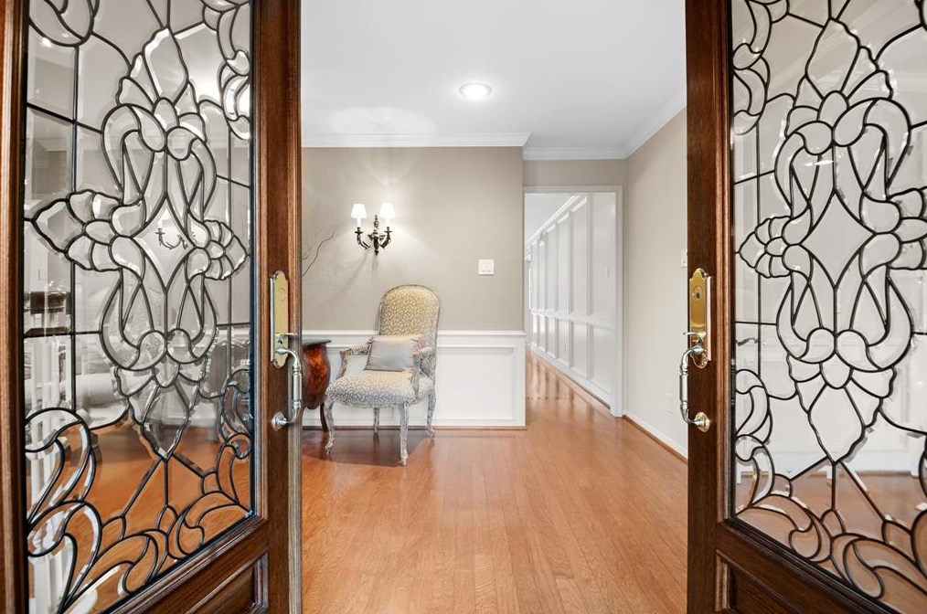 5607 Westerham Pl, Houston TX  77069-1934 exterior