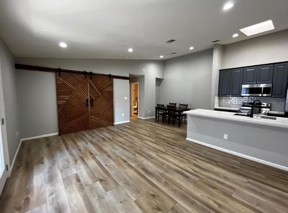2425 Augusta Dr Apt 44, Houston, TX 77057