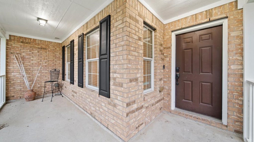 15218 Arnold, Baytown TX  77523-8691 exterior