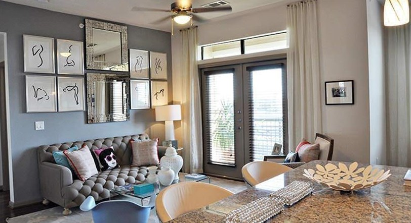 306 Mcgowen St #1425, Houston, TX 77006
