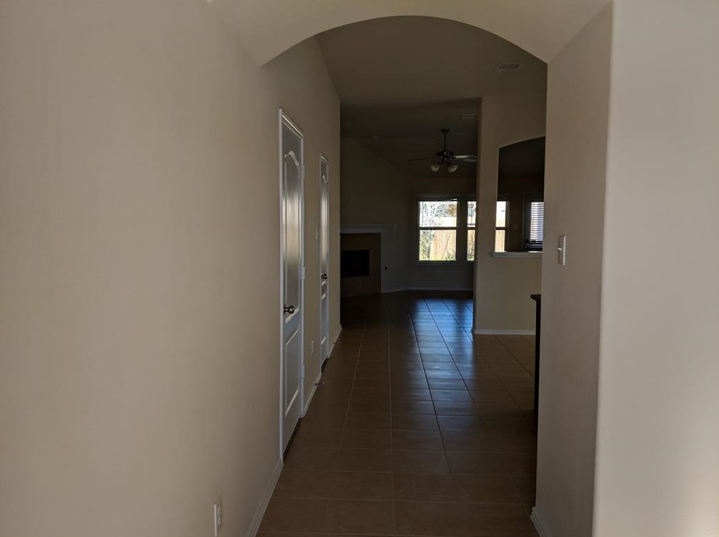 2562 Riverway Dr, Conroe, TX 77304
