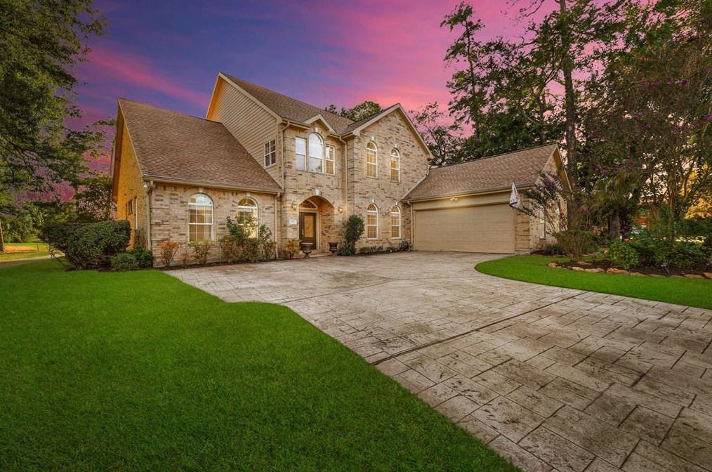 19027 Match Play Dr, Humble, TX 77346