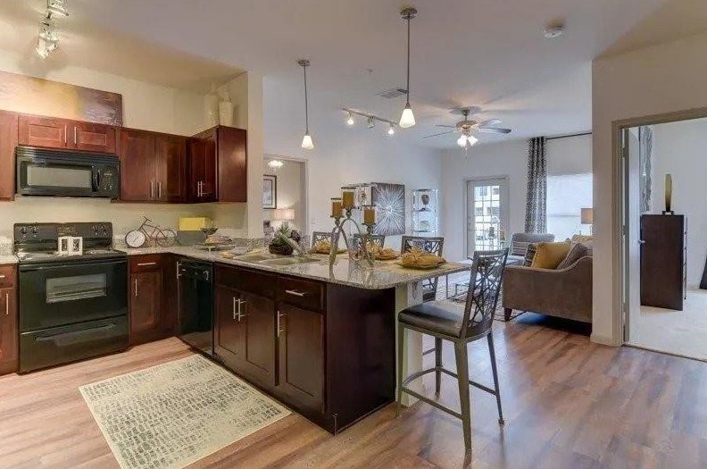 1526 Cable Ranch Rd #301, San Antonio, TX 78245