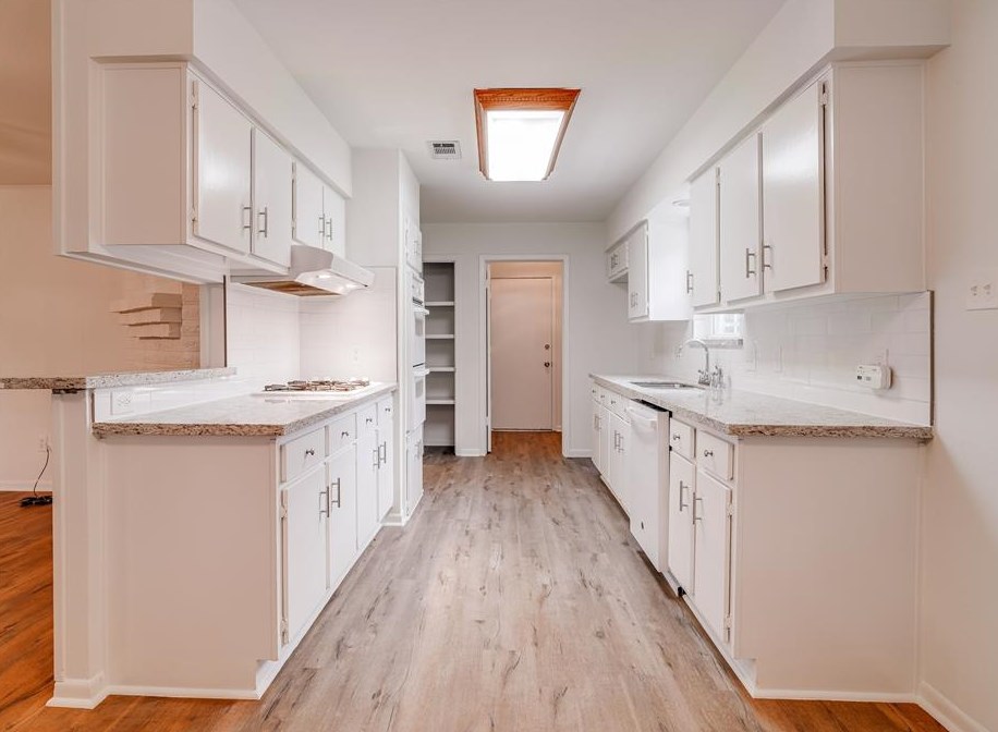 922 Mierianne St, Houston TX  77093-1227 exterior