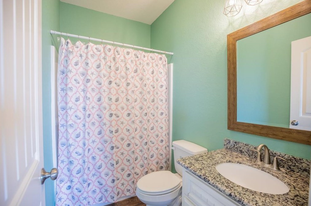 4539 Blue Water Hwy, Jones Creek TX  77541-7190 exterior