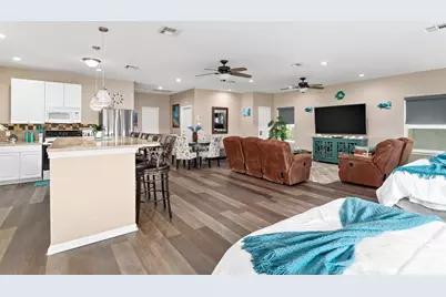 1391 Keith Ave, Gilchrist, TX 77617 - Photo 14