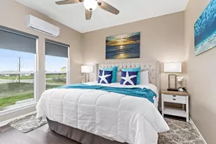 1391 Keith Ave, Gilchrist, TX 77617 - Photo 26