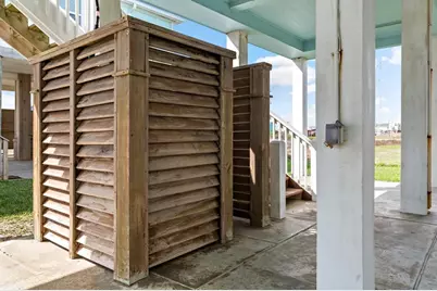 1391 Keith Ave, Gilchrist, TX 77617 - Photo 6