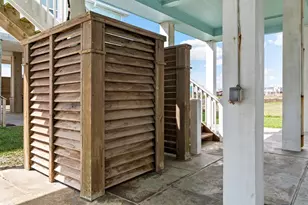 1391 Keith Ave, Gilchrist, TX 77617 - Photo 6