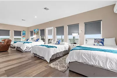 1391 Keith Ave, Gilchrist, TX 77617 - Photo 22