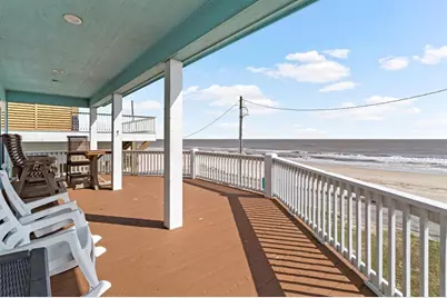 1391 Keith Ave, Gilchrist, TX 77617 - Photo 8