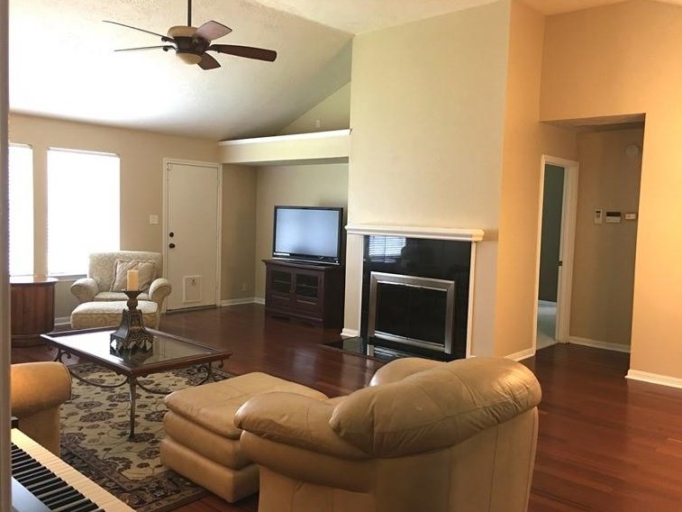 19626 Glenfinch Ln, Spring TX  77379-6050 exterior
