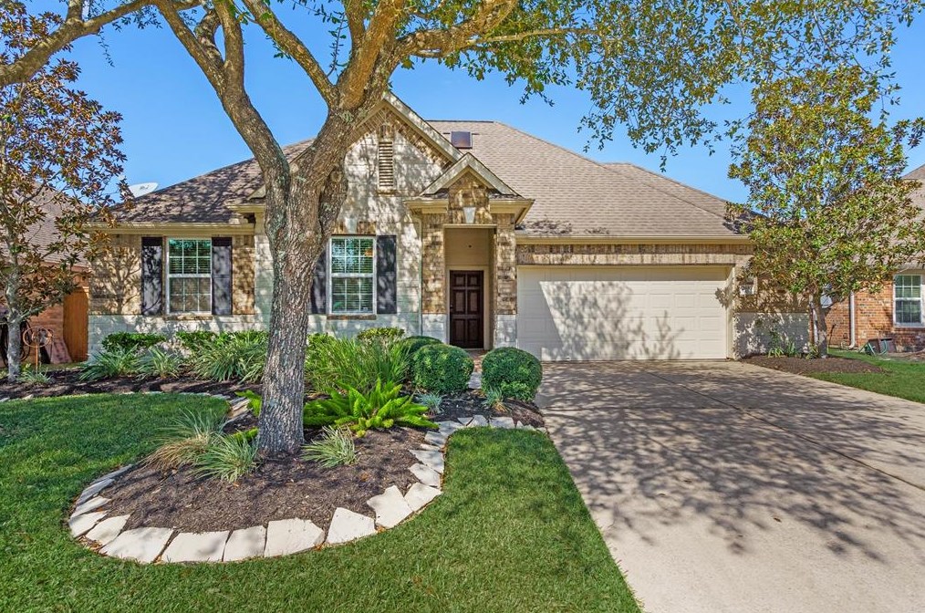 2616 Chinaberry Park Ln, League City, TX 77573