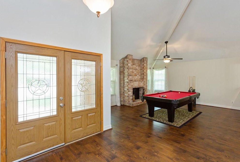 2231 Greencove Ln, Sugar Land TX  77479-2220 exterior