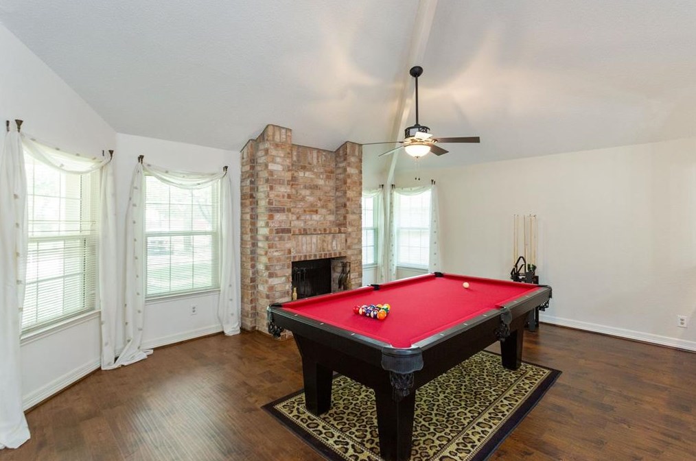 2231 Greencove Ln, Sugar Land TX  77479-2220 exterior