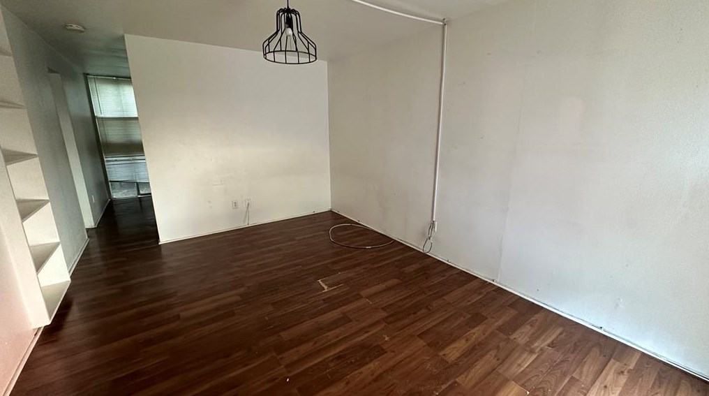 425 Hawthorne St, Houston, TX 77006-4039