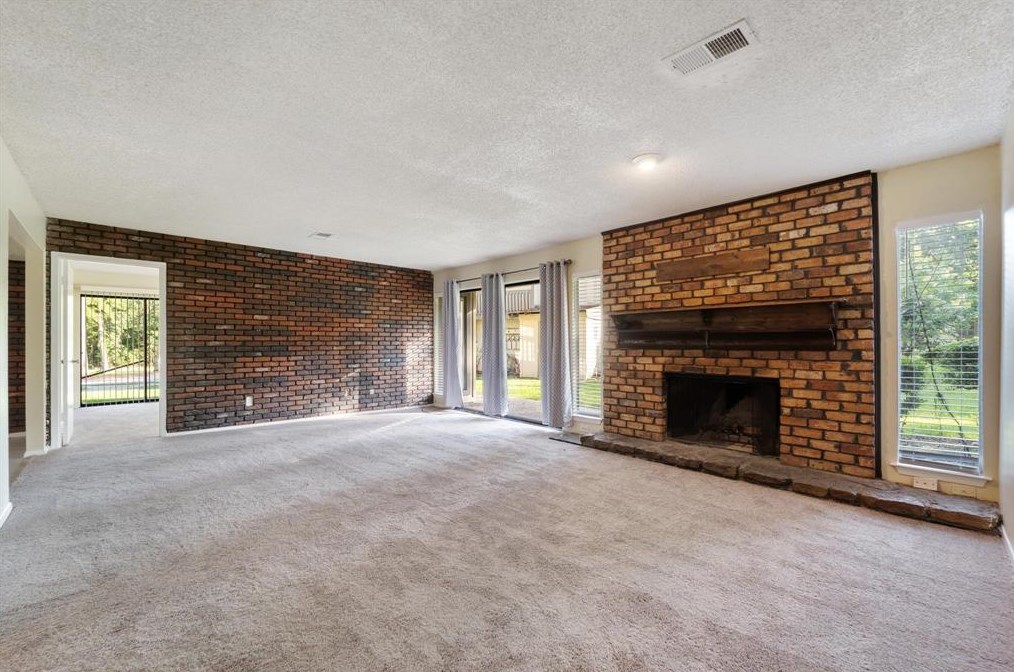 15919 Golf Club Dr #112, Crosby, TX 77532
