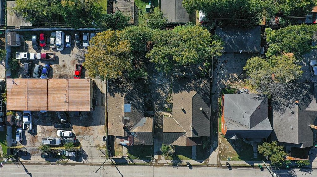 1528 Telephone Rd, Houston TX  77023-3635 exterior