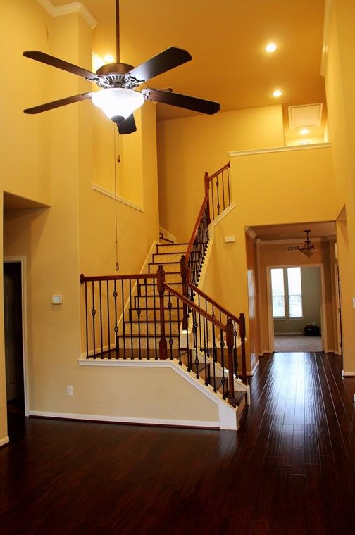 35 Prairie Falcon Pl, Spring TX  77389-4443 exterior