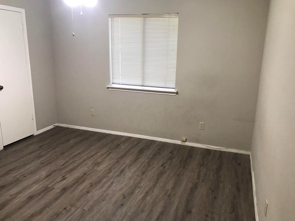 4007 Lotus Dr, Pearland, TX 77584