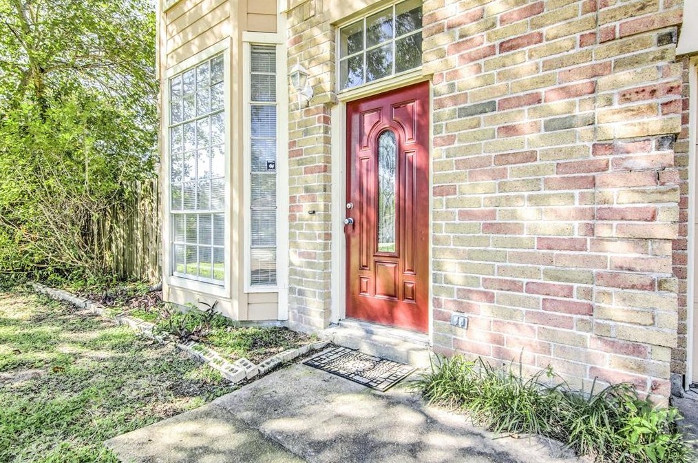 4927 Old Brickhouse Dr, Houston, TX 77041