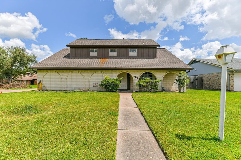 2118 Yorktown Ct S, League City, TX 77573