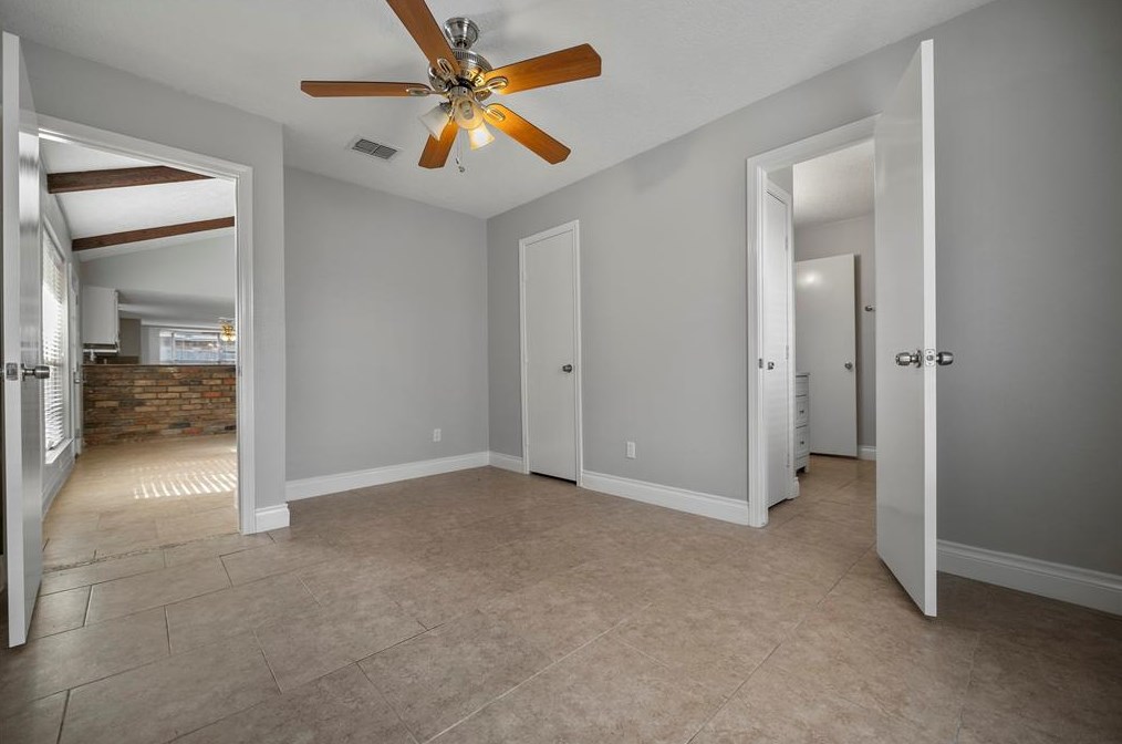 15639 Boulder Oaks Dr, Houston TX  77084-3008 exterior