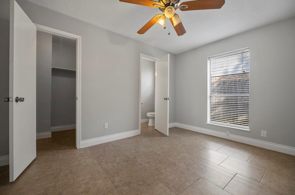 15639 Boulder Oaks Dr, Houston TX  77084-3008 exterior