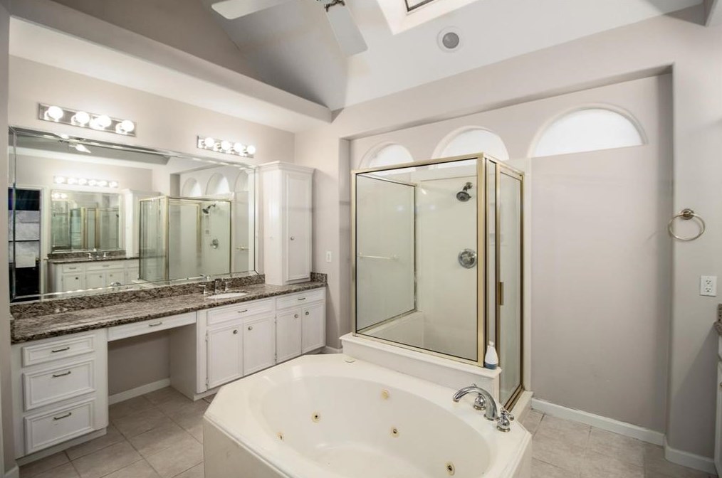 8223 Redchurch Dr, Spring, TX 77379-7166