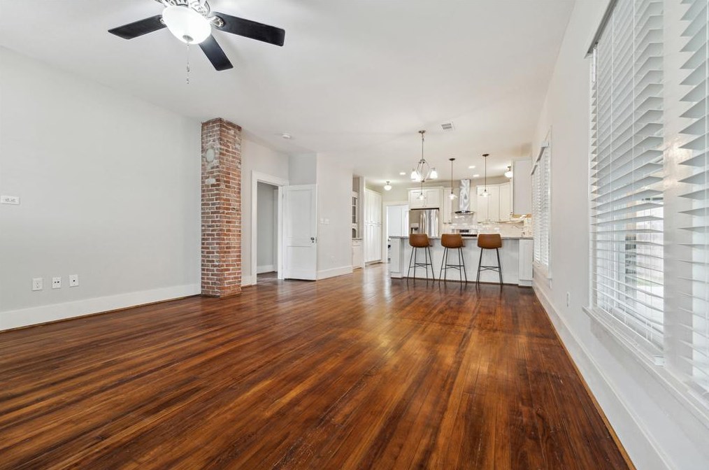 129 Christensen St, Houston, TX 77003