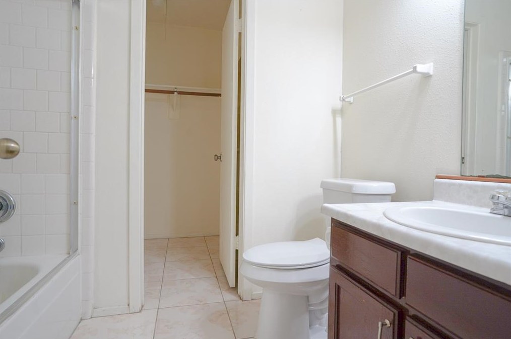 7214 Colima Dr, Houston TX  77083-3619 exterior