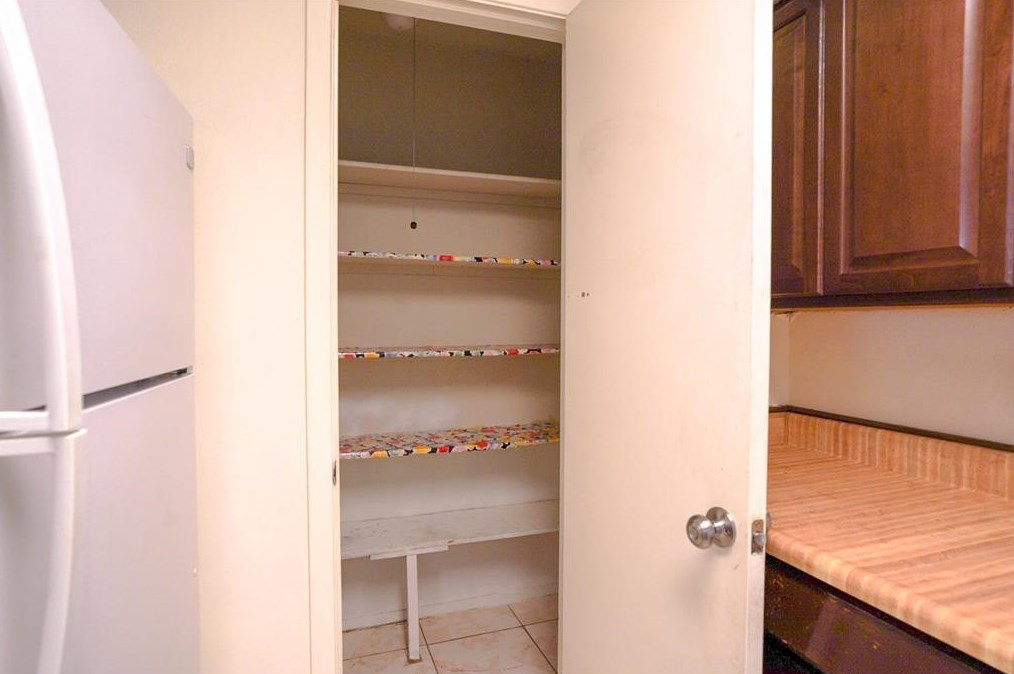 7214 Colima Dr, Houston TX  77083-3619 exterior