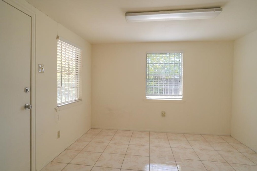 7214 Colima Dr, Houston TX  77083-3619 exterior